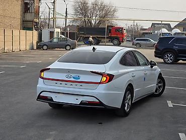 Hyundai: Hyundai Sonata: 2019 г., 2 л, Автомат, Газ, Седан — 8