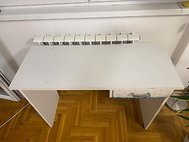 stolice za kompjutere: Radni sto – beli, kompaktan model sa fiokom - Materijal: oplemenjena — 2