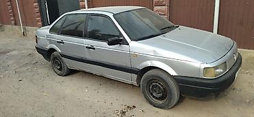 volk: Volkswagen Passat: 1988 г., Механика, Бензин, Седан — 3