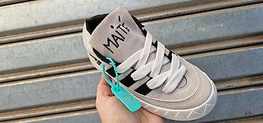 Patike: Nove turske patike od 36 do 41 za 4900 din
pb — 8