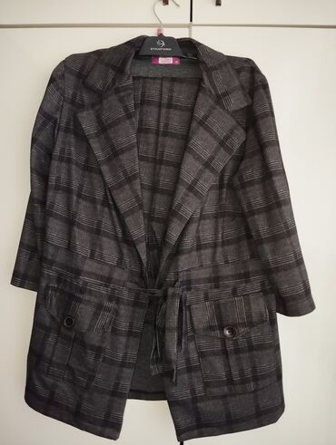 Dəstlər, kostyumlar: Dəst kostyum qadın üçün 40 razmer yeni kimidir 1 dəfə geyinilib baha — 2