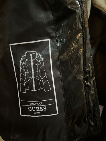 Kurtkalar: GUESS parlaq kurtka mirror effect Az geyilib heç bir defekti yoxdur — 5