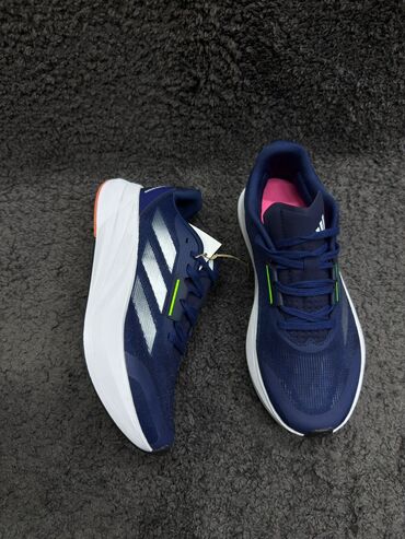 Кроссовки и спортивная обувь: Мужские кроссовки, 43, Adidas, Новый, Бесплатная доставка