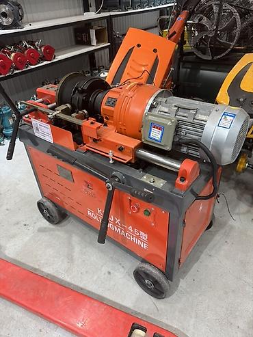 Резьбонарезной станок по арматуре/трубам BOSS KTJX-45 Rolling Machine