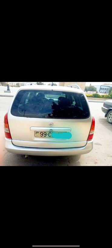 Opel Astra: 1.4 л | 2000 г. 330000 км Универсал