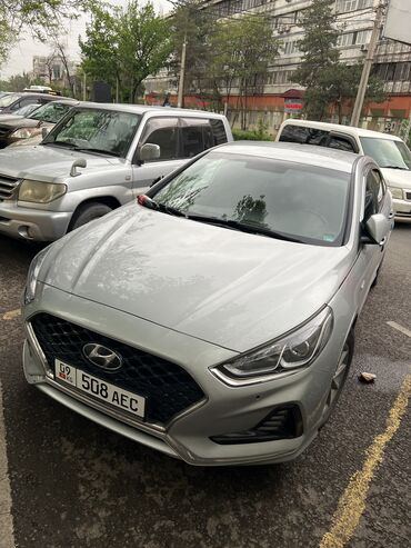 Транспорт: Hyundai Sonata: 2020 г., 2 л, Автомат, Газ, Седан