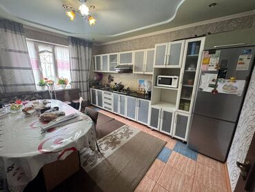 Продажа квартир: Дом, 300 м², 7 комнат, Агентство недвижимости