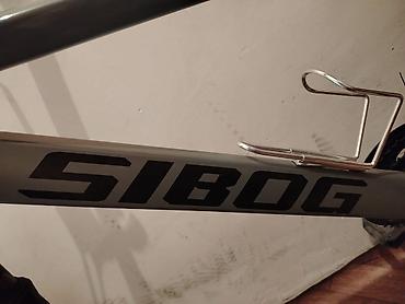 stark velo: Sibog T-95 dağ velosipedi - Çərçivə: Alüminium, mat boz rəng, “T-95” — 8