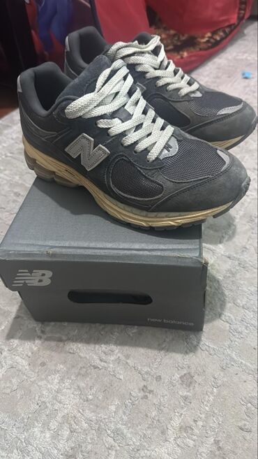 футболка для похудения hot shapers: Мужские кроссовки, 40, New Balance, Новый, цвет - Серый