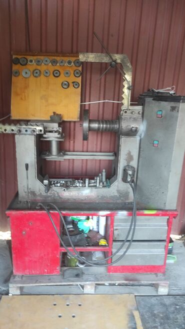 avtoyuma avadanliqlari: Avto-təkər servisi üçün avadanlıq Tərkib: - Təkər söküb-taxma