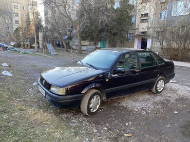 Volkswagen: Volkswagen Passat: 1991 г., 1.8 л, Механика, Бензин — 2