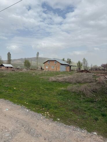 фуркат участок: 15 соток, Курулуш, Кызыл китеп