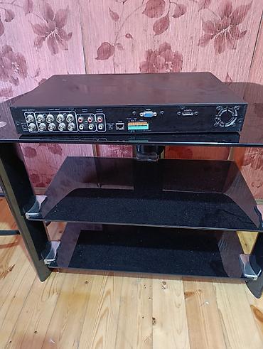 aparat internet pe televizor: TV və audio-video qurğuları dəsti Tərkib: - Newtech rəqəmsal TV — 8