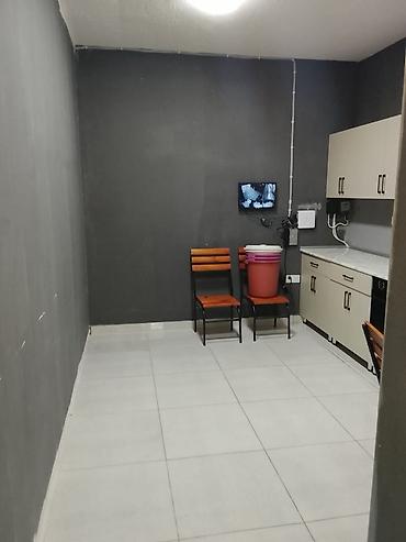 Kommersiya daşınmaz əmlakı: Obyekt Arenda verilir. Xirdalan Kiristal2 uzbe-uz. Herbi komisarligin — 6