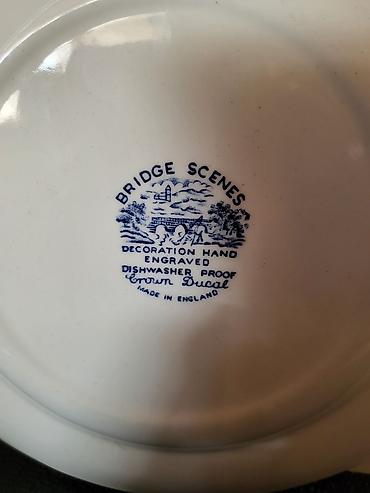 Ostali antikviteti: Engleski tanjiri Crown Ducal iz 70ih. Engleski desertni tanjiri bez — 13