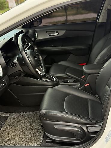 Kia: Kia K3: 2019 г., 1.6 л, Вариатор, Бензин, Седан — 11