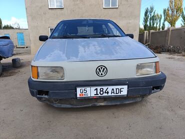 портер 1 сатып алам: Volkswagen Passat: 1989 г., 1.8 л, Механика, Бензин, Седан