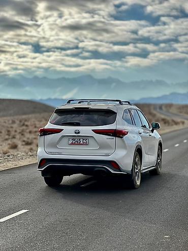 Toyota: Toyota Highlander: 2020 г., 2.5 л, Типтроник, Гибрид, Кроссовер — 6