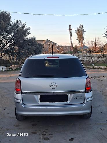 Opel: Opel Astra: 1.3 l | 2009 il 272000 km Universal — 2