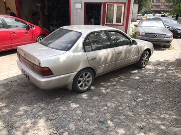 мотор королла: Автомобиль Toyota Corolla, седан, оснащенный дизельным двигателем и