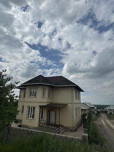 Продажа коттеджей и домов: Продаётся двухэтажный жилой дом!!! Дом находится на 6км Фуркат (Беш — 1