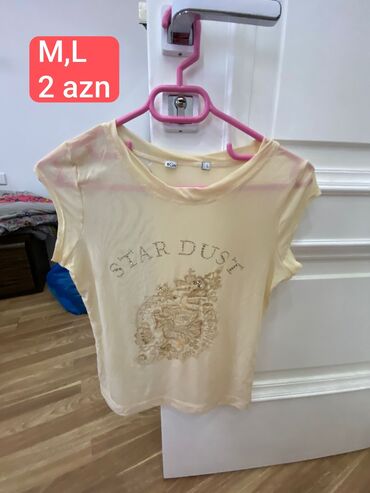 Dəstlər, kostyumlar: Qadın geyimləri dəsti – müxtəlif ölçülər 1) Qara bluz - Brend: Amisu — 26