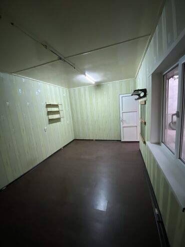 сдаю квартиру в рабочий городок: 20 м², Без мебели