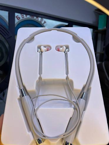 Наушники: Bluetooth-наушники Hoco ES67 (шейный обод) Es62 hoco (120 часов)790 — 17