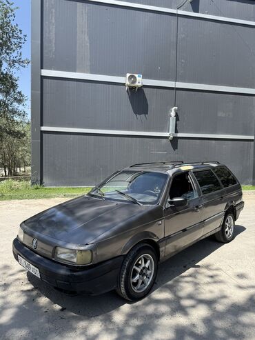 купить двигатель опель вектра а 1.6: Volkswagen Passat: 1993 г., 1.8 л, Механика, Бензин, Универсал