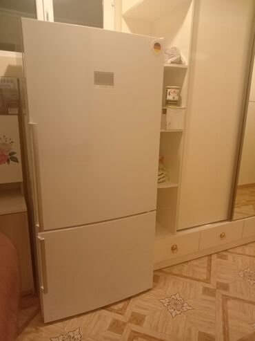 Soyuducular: 2 qapılı Bosch Soyuducu Satılır, rəng - Ağ