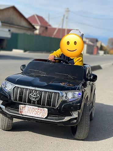 ghetto drive: Детский электромобиль в стиле Toyota Land Cruiser Prado, черного — 1