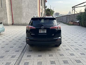 xpeng p7: Toyota RAV4: 2017 г., 2.5 л, Автомат, Газ, Кроссовер — 4