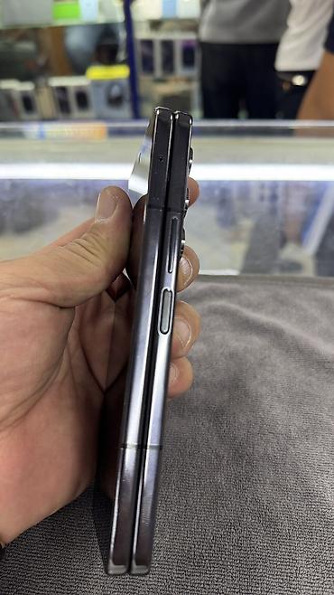 переходник на теслу: Samsung Galaxy Z Fold 5, Б/у, 256 ГБ, цвет - Черный, 1 SIM, eSIM — 10