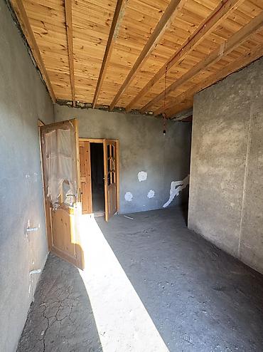 dəmir qaraj satilir: 7 otaqlı, 250 kv. m, Orta təmir — 5