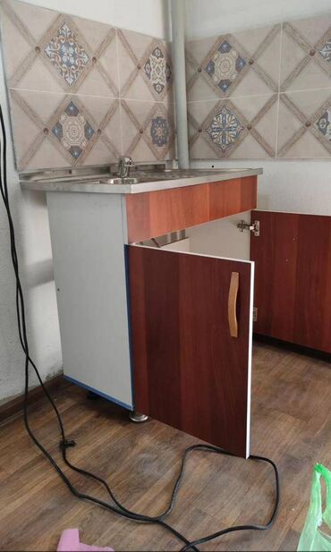 снять квартиру в бишкеке на месяц: 1 комната, Агентство недвижимости, Без подселения, С мебелью частично