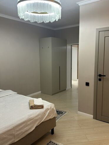 Посуточная аренда квартир: 3 комнаты, Бытовая техника, Душевая кабина, Парковка — 5