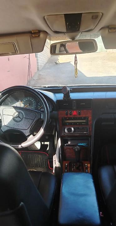 мерседес ешка: Mercedes-Benz C 200: 2 л | 1999 г. Седан — 6