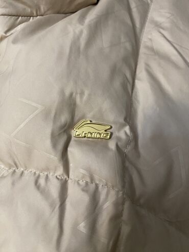 Пуховики и зимние куртки: Пуховик, Короткая модель, С капюшоном, M — 9