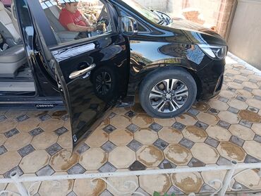 семиместные машины: Kia Carnival: 2019 г., 2.2 л, Дизель, Минивэн