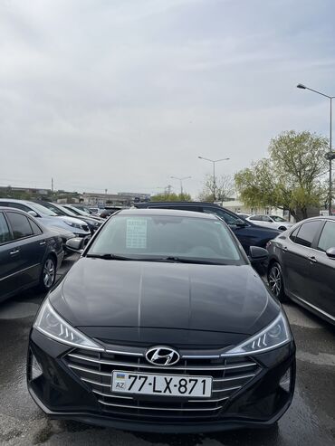 Hyundai: Hyundai Elantra: 1.4 л | 2018 г. Седан