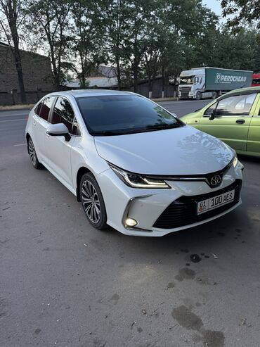runx alex: Toyota Corolla: 2022 г., 1.6 л, Вариатор, Бензин, Седан