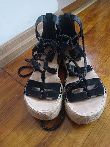 sandale ccc: Sandale, Bershka, 38