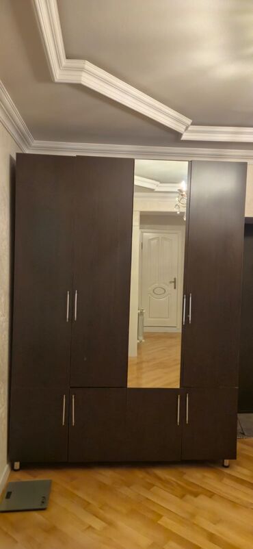 шкаф для документов с замком: İşlənmiş, Açılan, 3 qapılı Düz dolab, Şifonyer, Azərbaycan