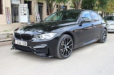 bmw e34 bufer: BMW 3 Series Sedan – M paketli, qara rəng. Xüsusiyyətlər: - Güclü — 8