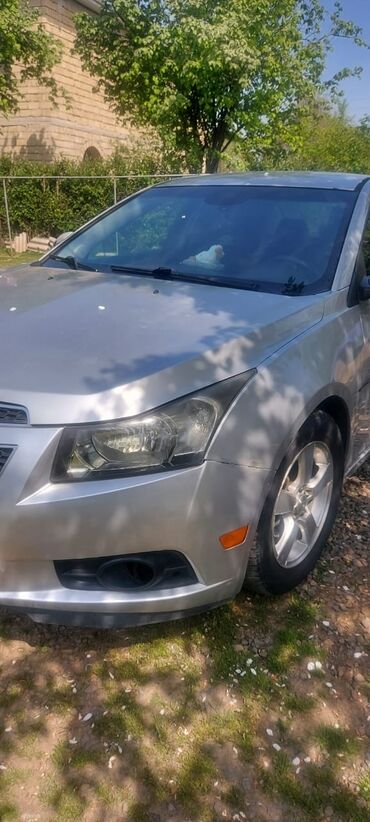 Chevrolet Cruze: 1.4 l | 2013 il 96000 km Sedan