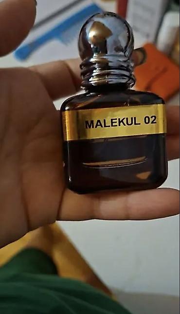 Ətir kolleksiyası – müxtəlif brendlərin seçmə kompozisiyaları -