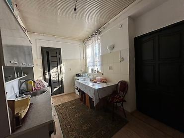 Продажа коттеджей и домов: ПолДом с двором Жибек жолу-Фучика-Профсоюзная - Кирпичный забор по — 5