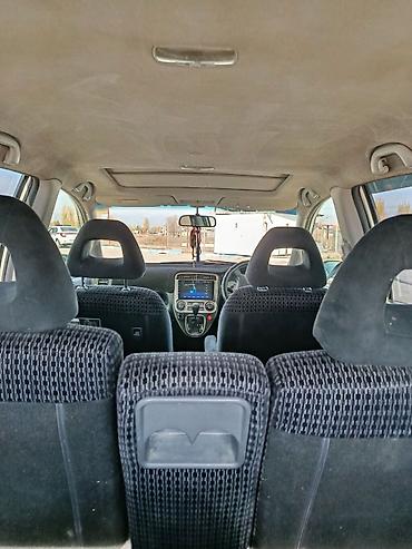 camry 5: Honda Stream: 2003 г., Автомат, Бензин, Минивэн — 4