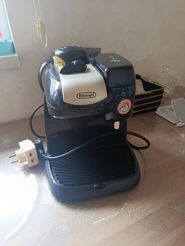 coffe aparatı: Qəhvə maşını Delonghi, Avtomat