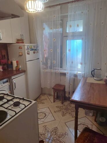 вторичное жилье: 2 комнаты, 47 м², 104 серия, 2 этаж, Косметический ремонт
